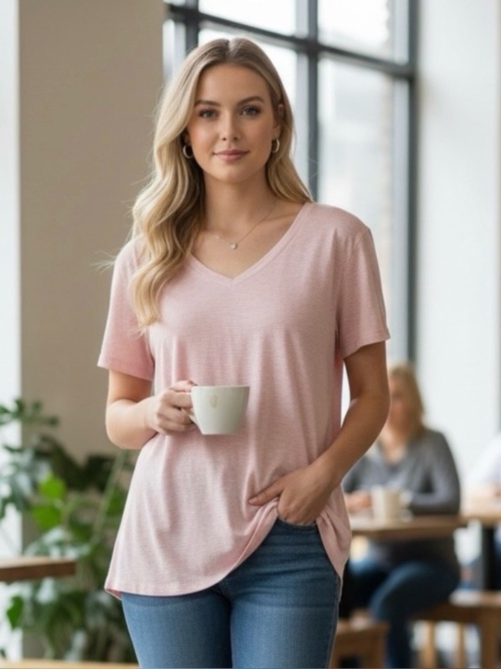 🫶🏻 Doe and Rae Soft V-Neck Knit Tee in Dusty Pink (Check Out The Back!)